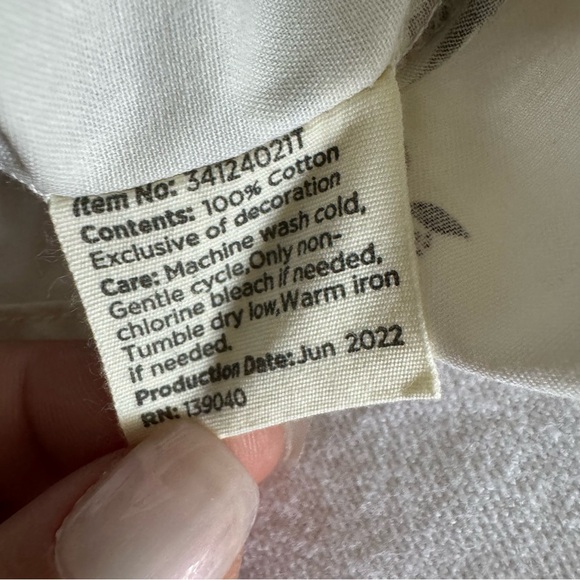 Elegant Floral Women's Blouse - Picture 12 of 12